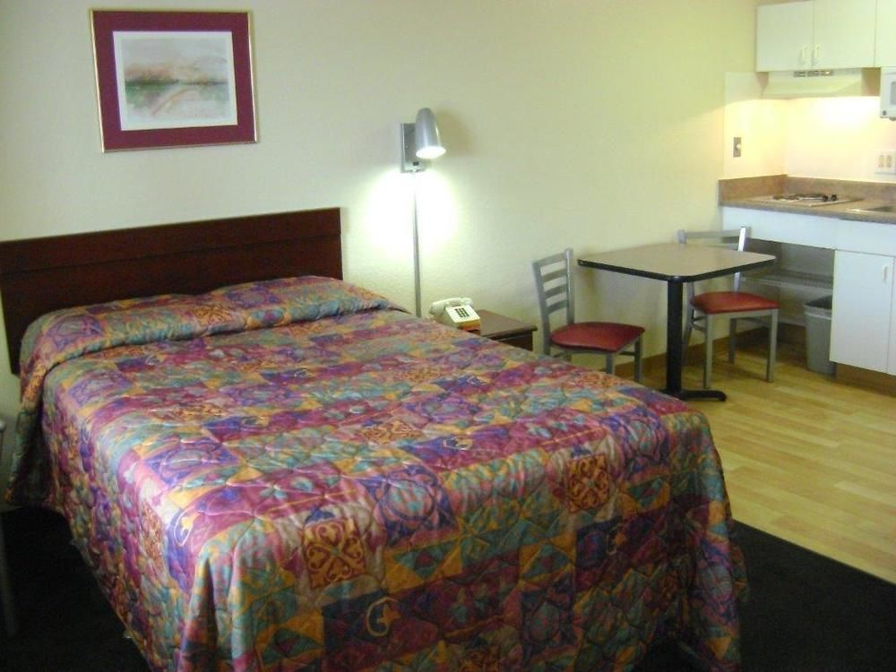 Intown Suites Extended Stay San Antonio Tx - Leon Valley South Bagian luar foto